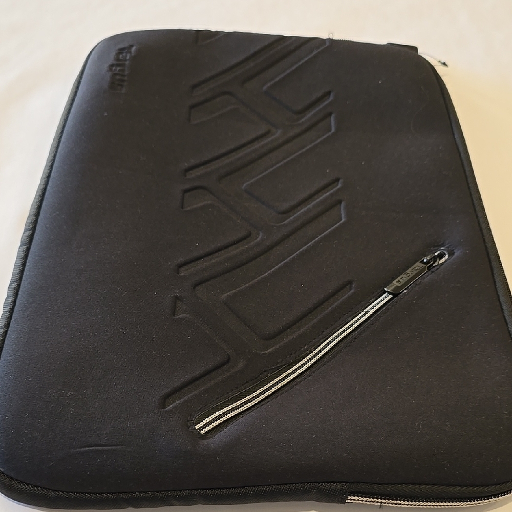Black Tablet Laptop Sleeve by Targus